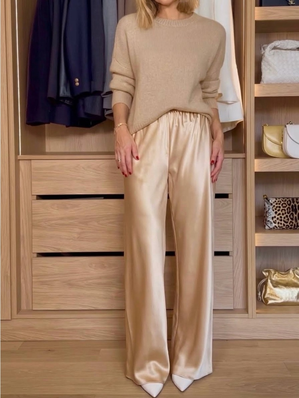 Bloomingdale's Wide-Leg Silk/Satin Pants in Champagne L
